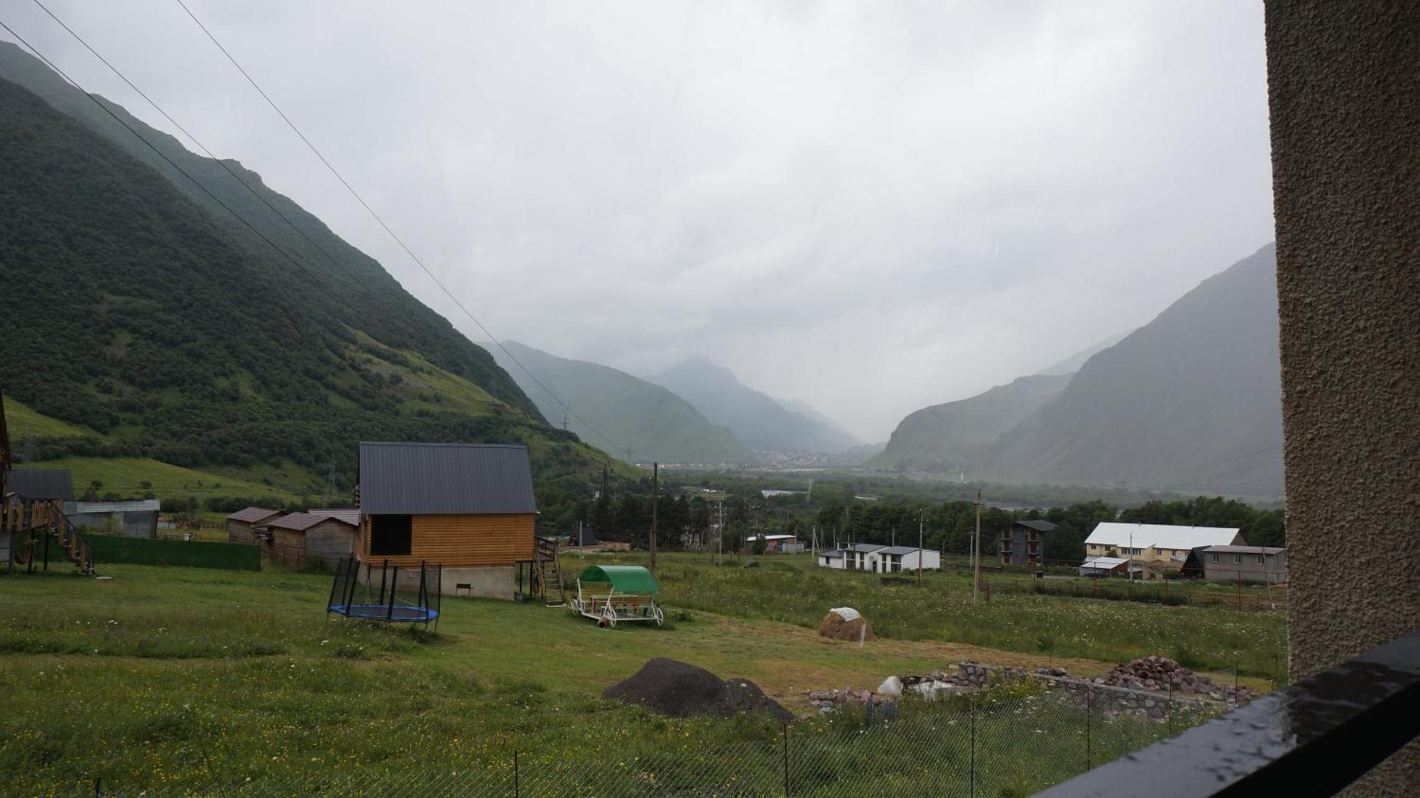 Arte In Kazbegi Ξενοδοχείο Εξωτερικό φωτογραφία