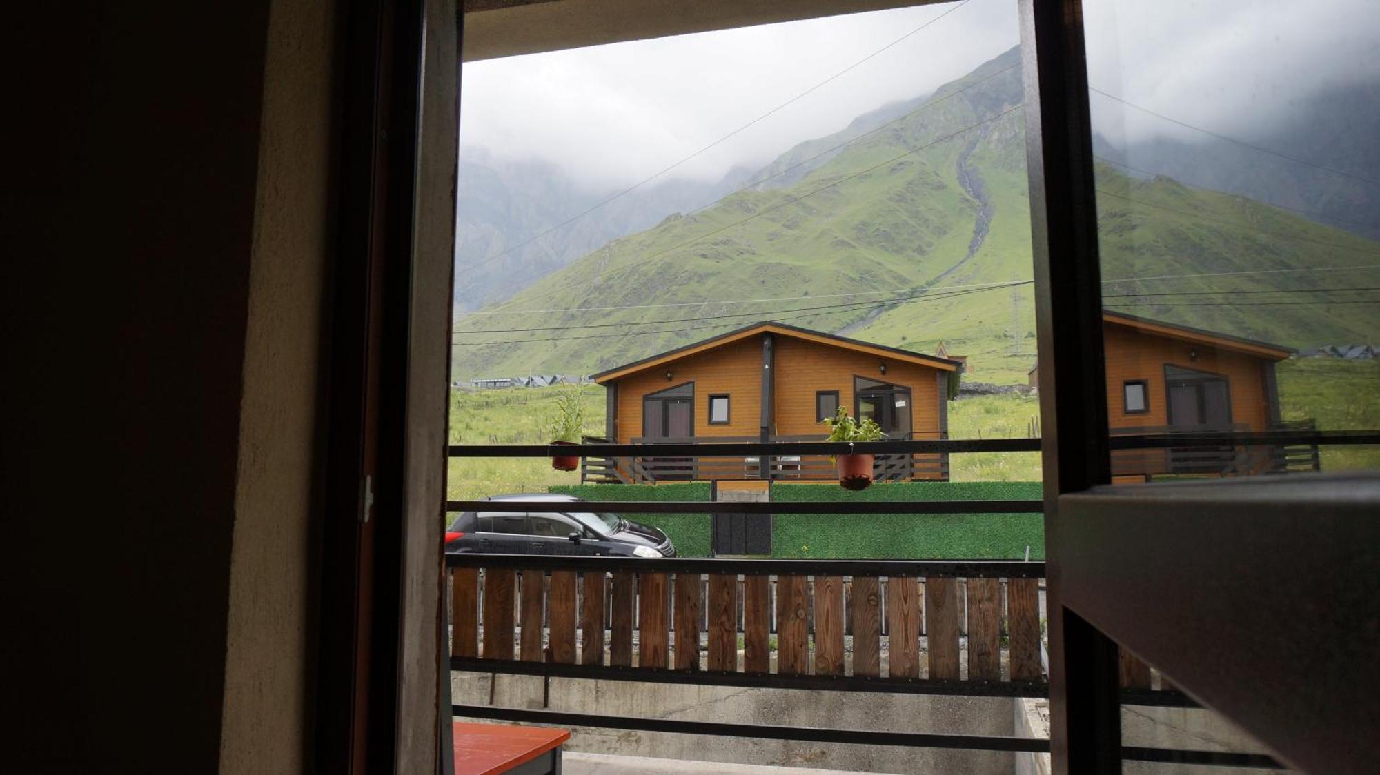 Arte In Kazbegi Ξενοδοχείο Εξωτερικό φωτογραφία
