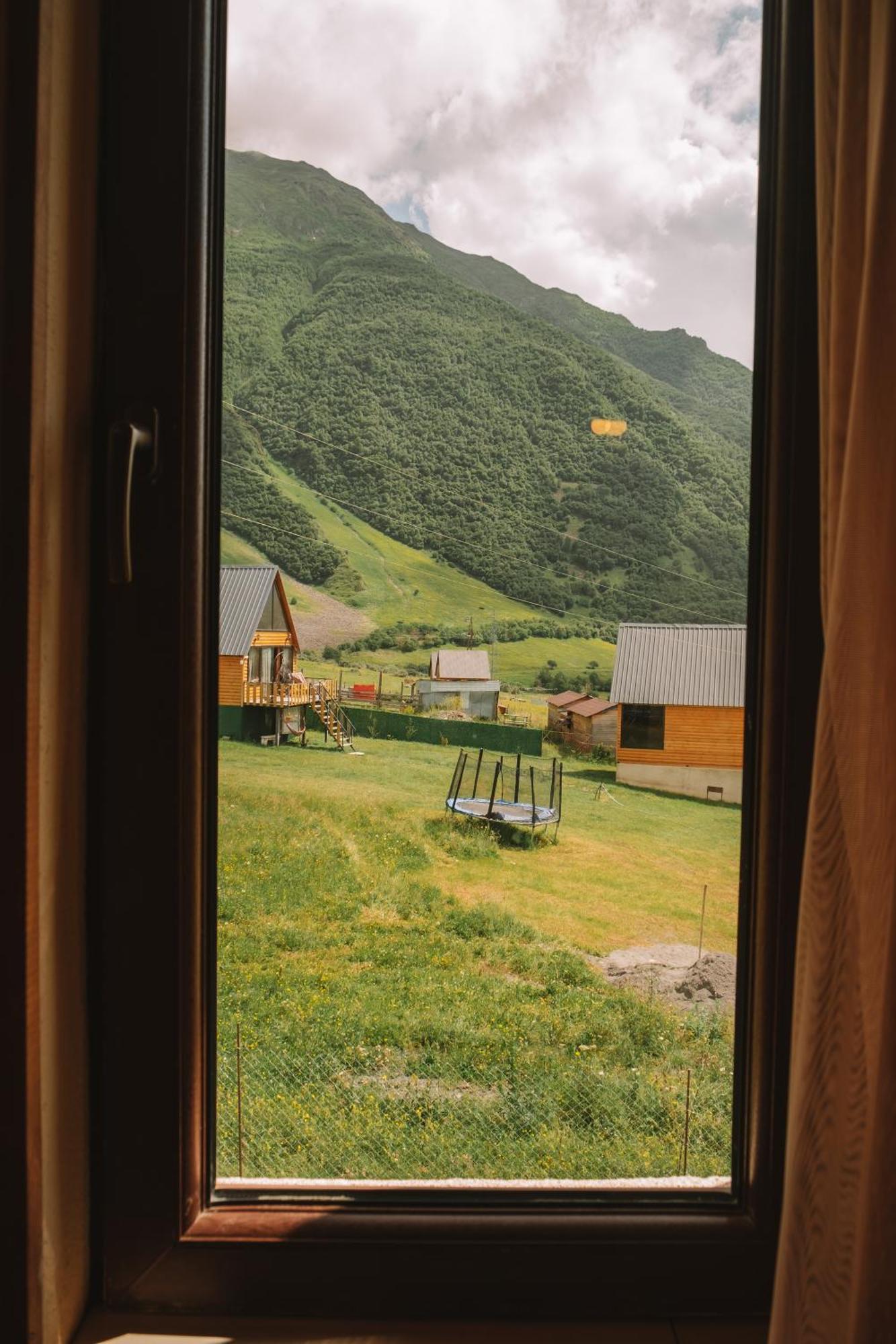Arte In Kazbegi Ξενοδοχείο Εξωτερικό φωτογραφία