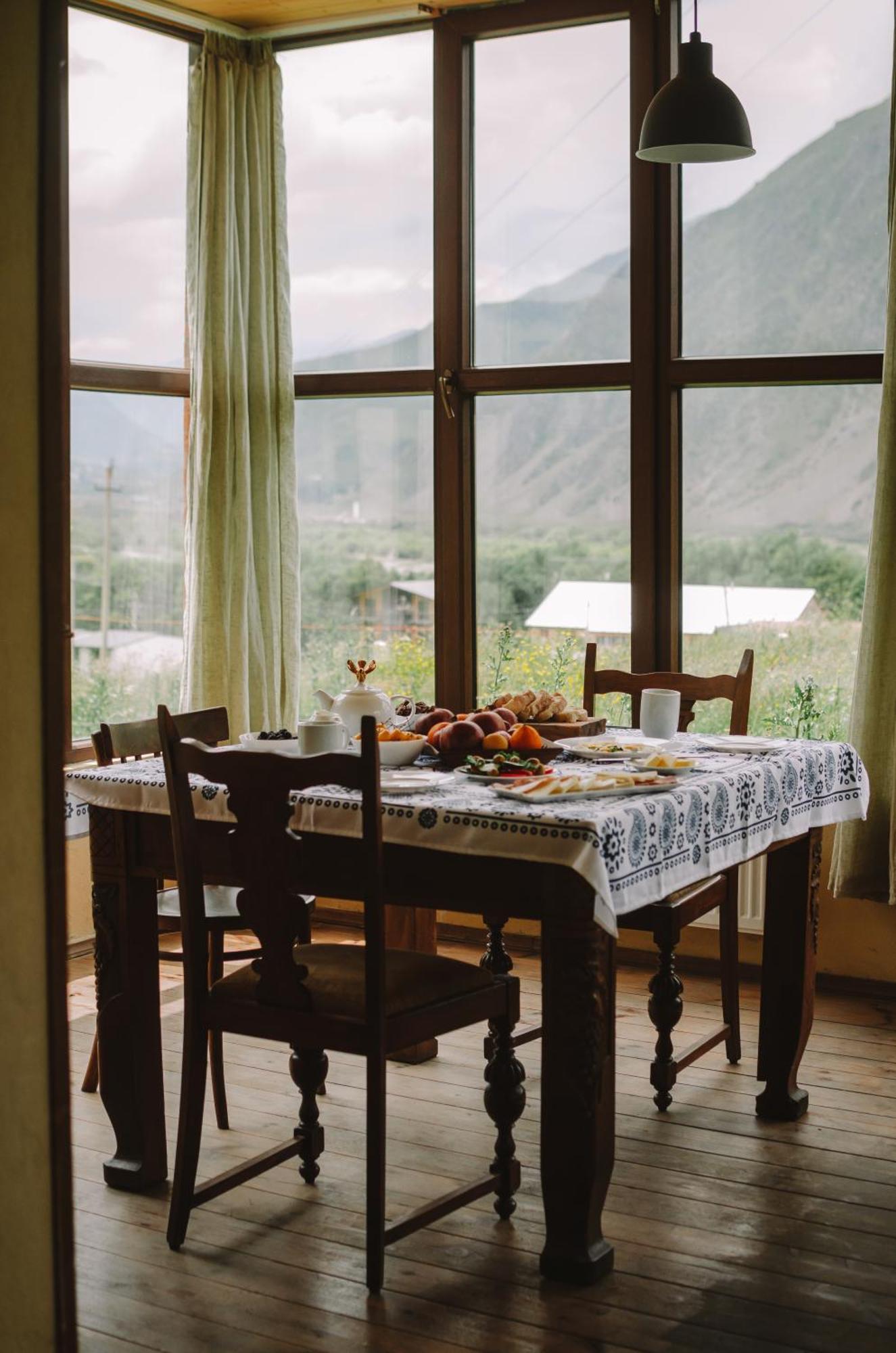 Arte In Kazbegi Ξενοδοχείο Εξωτερικό φωτογραφία